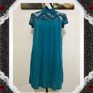 Love Reign Lace Inserted Dress Shirt